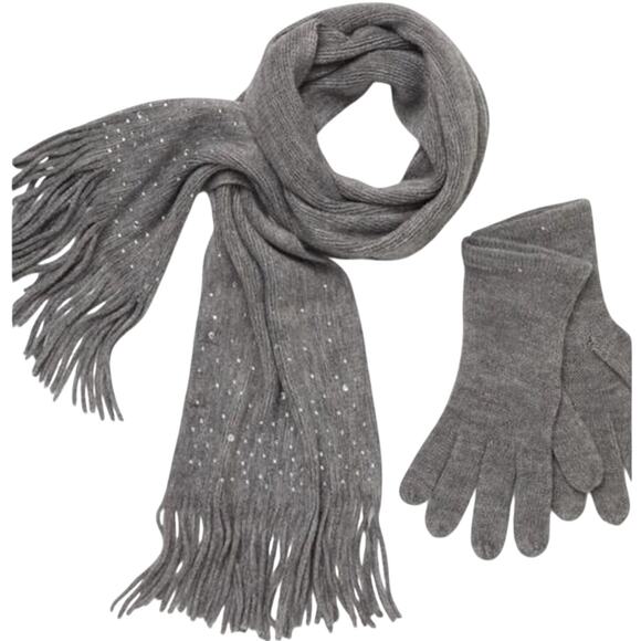 NWT New York & Company 2 Piece Glove and Scarf Matching Set Beaded Cozy Classy - Picture 1 of 2